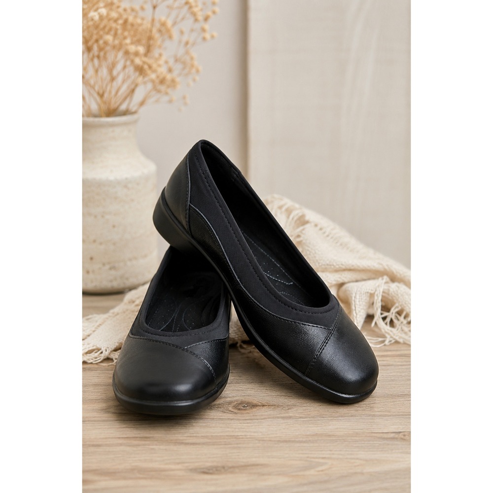 Black Leather Comfort Ballet Flats 10W Work Neutral Minimalist Walking Shoes